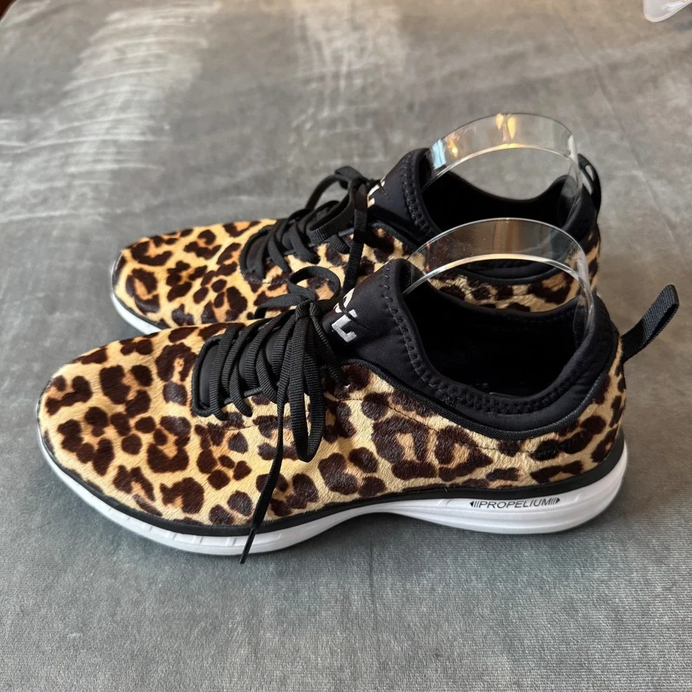 APL Womens TechLoom Phantom 10.5 Leopard Calf Hair Running Sneaker Athleisure